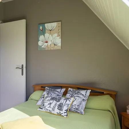 Holiday home Trouz Ar Mor By Interhome Kerlouan