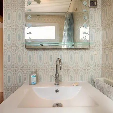 Holiday home Trouz Ar Mor By Interhome